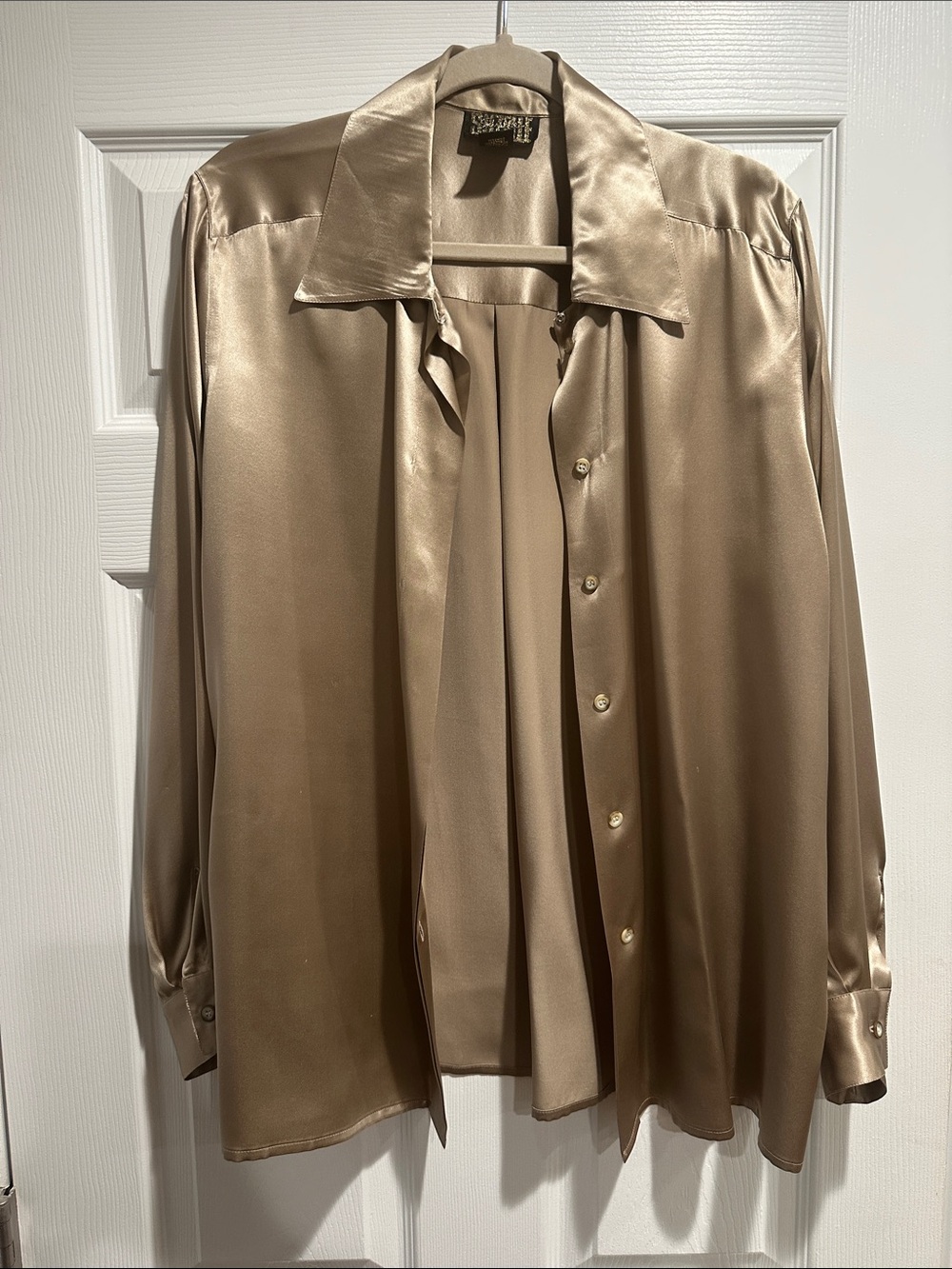 Suzelle Satin Button-Front Blouse in Champagne